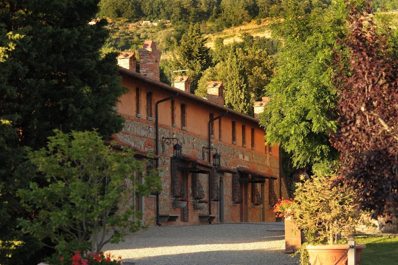 Fattoria Degli Usignoli Guest House San Donato in Fronzano ภายนอก รูปภาพ