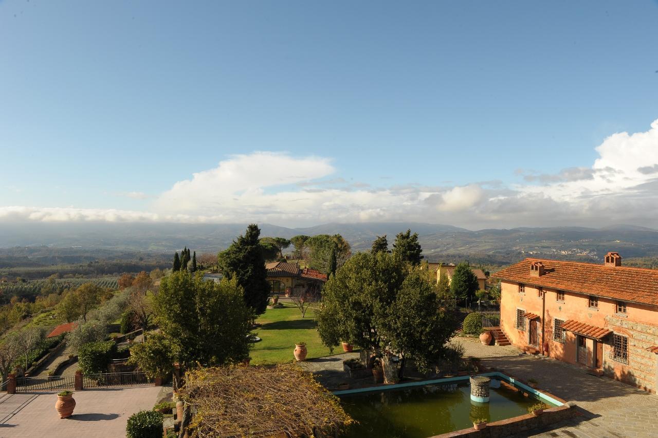Fattoria Degli Usignoli Guest House San Donato in Fronzano ภายนอก รูปภาพ