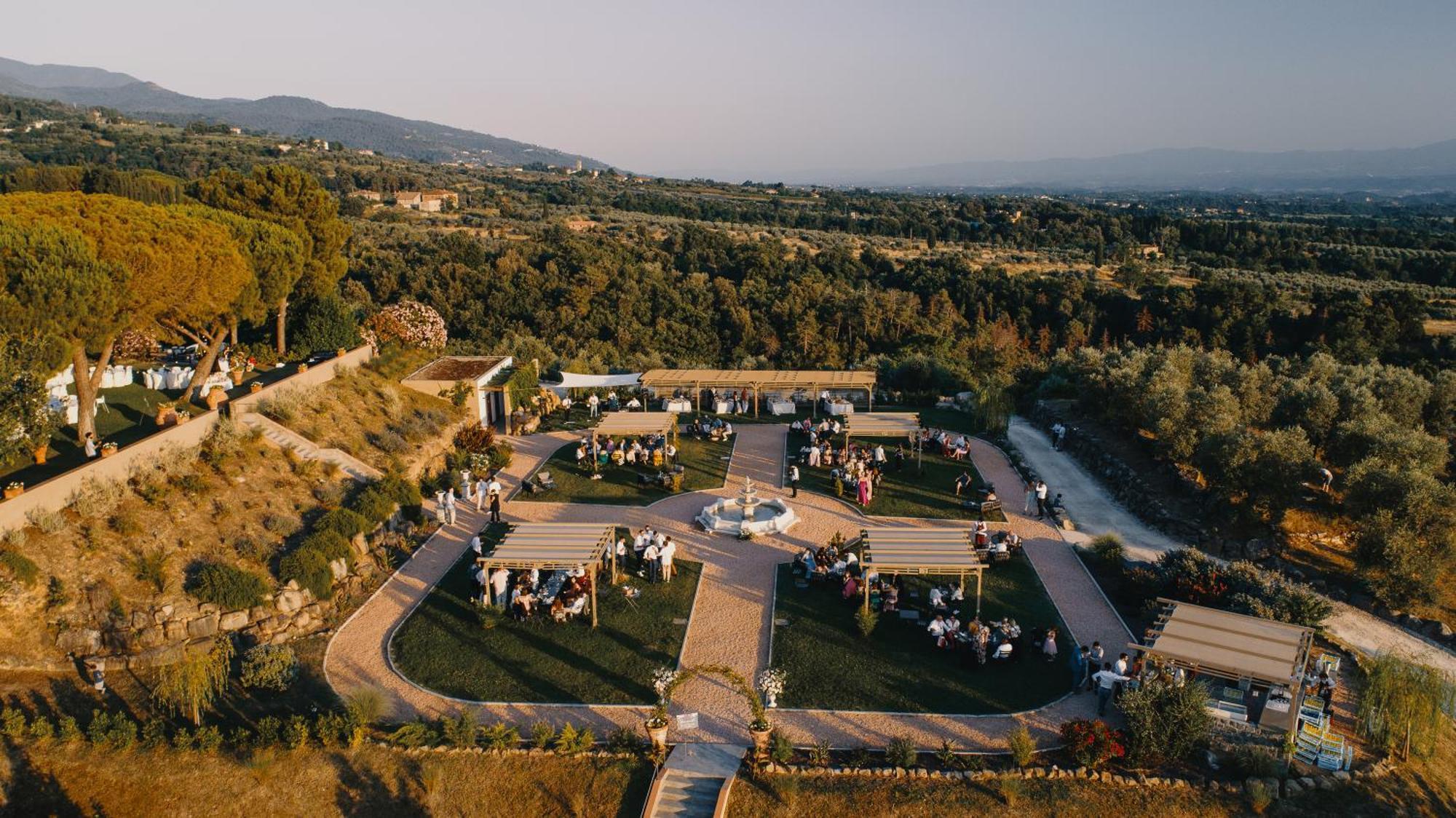 Fattoria Degli Usignoli Guest House San Donato in Fronzano ภายนอก รูปภาพ